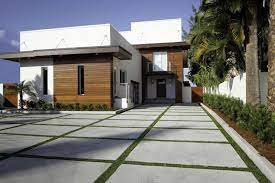 We specialize in historic renovation, home restoration services, kitchen and bath remodels, room additions, and new construction as well as custom homes. The Best Custom Home Builders In St Petersburg