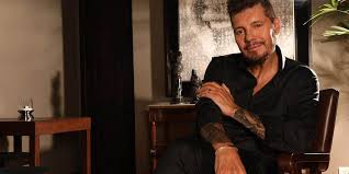 Marcelo tinelli continuó con las clases de sueco y para sorprender a alexandra larsson, se anotó en un 'machete' la marcelo tinelli anunció este domingo su separación con guillermina valdes. Marcelo Tinelli La Vuelta A La Tele Sin El Bailando Sus Ganas De Ser Abuelo Y La Vacuna Contra El Coronavirus Infobae