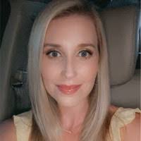 Renee Welsh's Instagram, Twitter & Facebook