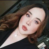 Linda Lizana's Instagram, Twitter & Facebook