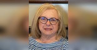 Margo Hess's Instagram, Twitter & Facebook