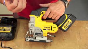 Dewalt Dcs331l1 20 Volt Max Lithium Ion Jigsaw Review Youtube