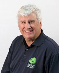 It is with profound sadness that we share the passing of James M. (Jim)  Long, Park Board President. Jim served the District as a park commissioner  for 39 years. Words cannot describe