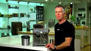Breville espresso 800esxl can hold water at a temperature of 204°f throughout the extraction process. Espresso Coffee Machine Express Bes870cbxl Breville Automatic