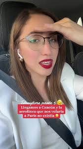 Cuando Tu Amiga Y Tu Pierden Su Vuelo