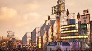 Al sinds 1974 is het een van de grote openers van het nederlandse festivalseizoen. Timetable Paaspop 2017 Staat Online Festileaks Com