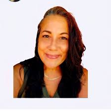 Does using copper couplings in a pond help with algae control?