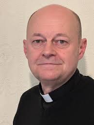 Hello, I'm Caroline and something to know about me is I am a member of St  Michael's Church Kirkham . A treasurer, chorister, safeguarding officer and  husband a church warden . Saw