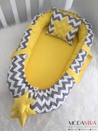 Nid De Bebe Modastra Double Face Babynest Gris Zigzag Jaune Lux Design Sacos De Dormir Para Bebes Itens Essenciais Para Bebe Fotografia De Bebes Recem Nascidos