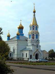 Перша християнська церква, побудована задовго до хрещення київської русі, мирно існувала серед язичницького оточення. Fajl Svyato Illinska Cerkva M Dubno Jpg Vikipediya