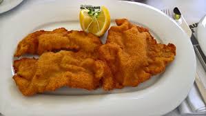 Das Beste Wiener Schnitzel In Wien Gibt Es Im Plachutta An Der Oper Http Www Plachutta At De Gasthaus Zur Oper Wiener Schnitzel Essen Schnitzel