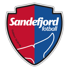 ˈmɔ̂ldə) is a professional football club based in molde, norway, that competes in eliteserien, the top flight of norwegian football. Molde Fk Ronaldo Com