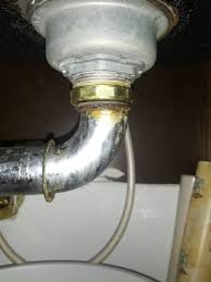 repair this detached kitchen sink pipe