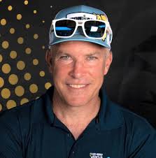 2022 VinFast IRONMAN World Championship Race Program by ironmantriathlon