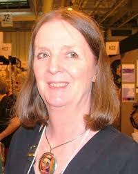 Jen Adamson's Instagram, Twitter & Facebook