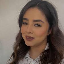 Buenas alguien q me.ayude para sacar mi.casa yo y mi esposa para checar  todo !