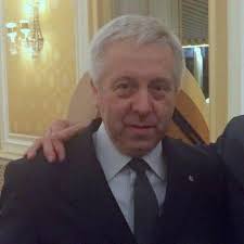 Nuovo mai usato non spedisco , usato una volta e basta svendo per  inutilizzo