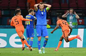 Nach einem freistoß landet der ball perfekt auf dem kopf von. Em 2021 Niederlande Gewinnt Spektakel Gegen Die Ukraine Fussball Stuttgarter Nachrichten