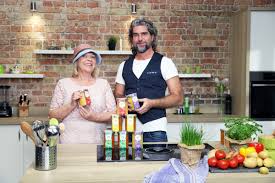 Alles über nils glagau, den investor bei die höhle der löwen: Die Hohle Der Lowen Gesunde Fertiggerichte Begeistern Nils Glagau Presseportal