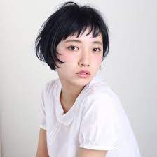 ショートさん注目 アシメ を取り入れて旬顔に hair 前髪 アシメ ショート ショートレイヤーカット 髪型