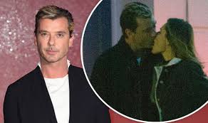 Lindemann has a second daughter with his former wife anja köseling, named marie louise, who was born in 1993. Gavin Rossdale Shares Steamy Kiss With Model Ahead Of The Voice Final Celebrity News Showbiz Tv Express Co Uk