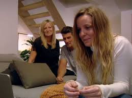 Annelien coorevits heeft de aandelen van het bedrijf 'entre nous' overgenomen van simeon dikomitis. Elke Clijsters Krijgt Opvallende Reactie Van Zus Kim Clijsters Wanneer Ze Vertelt Over Ivan En Wouter Redactie24
