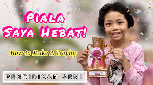 Alat musik tradisional ini merupakan seni karawitan dengan peralatan musik gamelan yang berkembang di kalangan suku banjar di alat musik ini menjadi pengiring tari klasik banjar. 6 12 Mb Piala Saya Hebat Pendidikan Seni Tahun 2 How To Make A Trophy Download Lagu Mp3 Gratis Mp3 Dragon
