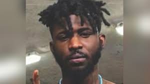 Man wanted for murder who escaped to Memphis with faulty ankle bracelet  turns himself in