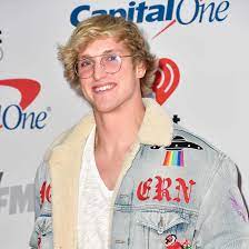 He soon amassed a large following on the video sharing app vine. Logan Paul Das Ist Seine Freundin Bravo