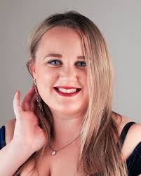 Sarah Applebee: "The Chase" (Exclusive Feature/Interview) — The Singer's  Company