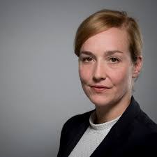 Lisa Handel's Instagram, Twitter & Facebook