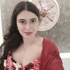 Alice Rocca's Instagram, Twitter & Facebook