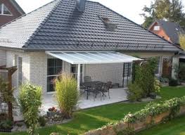 Sie befestigen zuerst die tragenden balken an ihrem balkon gerüst oder mit den metallschuhen an der vorderseite ihres balkons. Wetterschutz Uberdachungssysteme Montagefertig Bei Rolloscout Rolloscout Internetshop Ug