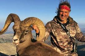 Though, he is 6′ 2″ in feet and inches and 187 cm in centimetres tall, he weighs about 165 lbs in pound and 75 kg in kilograms. Jim Shockey S Essential Gear Bass Pro Shops