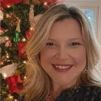 Ashley Parcell's Instagram, Twitter & Facebook