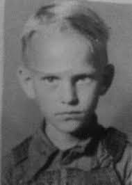 Ralph Dill's Instagram, Twitter & Facebook