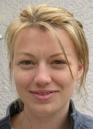 Curling: Daughter shows Mum how