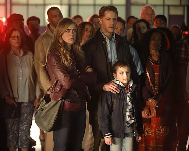 Manifest' Season 1, Episode 1 'Pilot' Premiere Recap: Giving Life to a  'What If?'