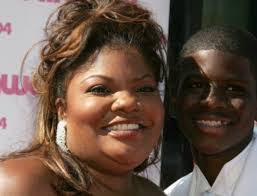 Shalon Jackson's Instagram, Twitter & Facebook