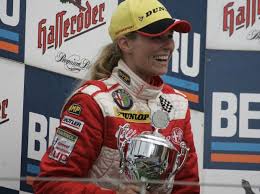 Liqui moly motorrad grand prix deutschland am 19. Die Neue Moderatorin Eve Scheer Im Interview Bin Der Rookie Bei Servustv