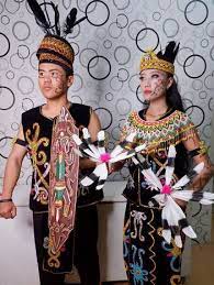 Bundo kanduang asal sumatera barat. Inilah 34 Pakaian Adat Tradisional Di Indonesia Indozone Id