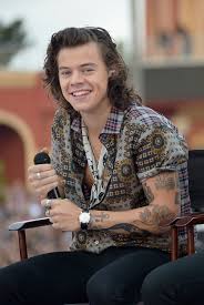 The best gifs are on giphy. Harry Styles Is Bringing His Funky Shirts Back And It Feels Like 2013 Again Teen Vogue