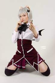 Koneko cosplays