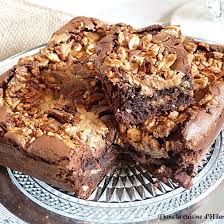 Brownie Craquant Au Beurre De Cacahuete Et Crunchy De Cacahuetes Recette Beurre De Cacahuete Alimentation Gourmandise
