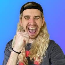 Drew Marcum's Instagram, Twitter & Facebook