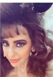 Así se ve Pobre Secretaria desde Backstage