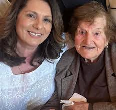 Maitlynn filling in for Jana