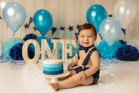 Cake smash photo shoot supplies and decorations. Baby Boy Baby Girl Baby Photography Baby Photographer Baby Pose Cake Smash Session Cake Smash Boy C Smash Cake Boy Cake Smash Outfit Boy Baby Cake Smash