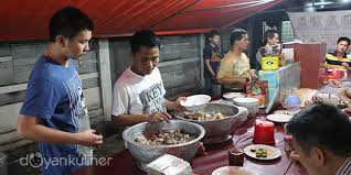 Jun 02, 2021 · seorang lelaki di china dalam keadaan kritikal akibat dipatuk ular selepas cuba menangkap reptilia itu bagi membuat wain tradisi. Sop Kaki Kambing Tiga Saudara