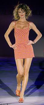 Victoria's secrets models range from bella hadid to elsa hosk, alessandra ambrosio to leomie anderson. Eva Herzigova Said Modelling Was Poor Girl S Path To Stardom In 80s But Posh Girls Are Taking Over Daily Mail Online